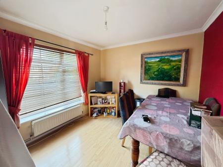 4 bedroom Terraced House for sale in Cowper Road, Welwyn Garden City, AL7