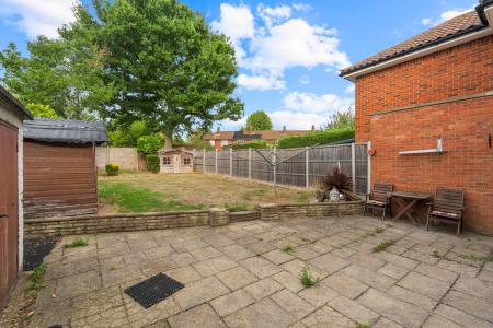 4 bedroom Terraced House for sale in Cowper Road, Welwyn Garden City, AL7