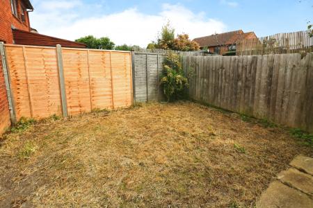 2 bedroom Semi-detached house to let in Larkins Close, Baldock, SG7
