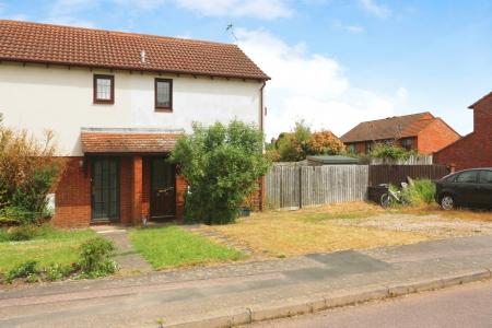Larkins Close, Baldock, SG7