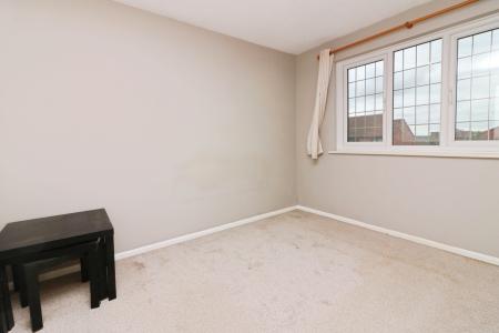 2 bedroom Semi-detached house to let in Larkins Close, Baldock, SG7