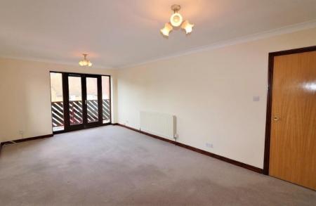 2 bedroom Flat to let in Norton Way South, Letchworth, SG6