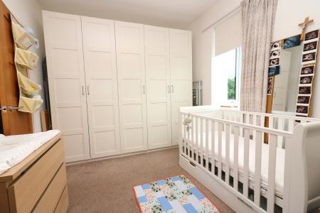 2 bedroom Flat to let in Clock House Gardens, Welwyn, AL6