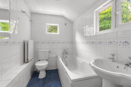 2 bedroom Semi-detached house for sale in Pondcroft Road, Knebworth, SG3