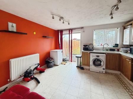 3 bedroom Semi-detached house to let in Tamar Close, Great Ashby, SG1