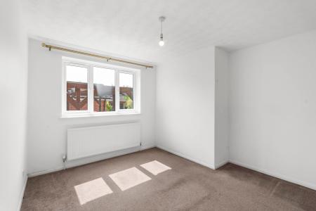 1 bedroom Flat for sale in Winch Close, Codicote, SG4
