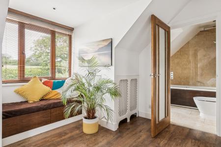 4 bedroom Detached house for sale in Codicote Road, Welwyn, AL6