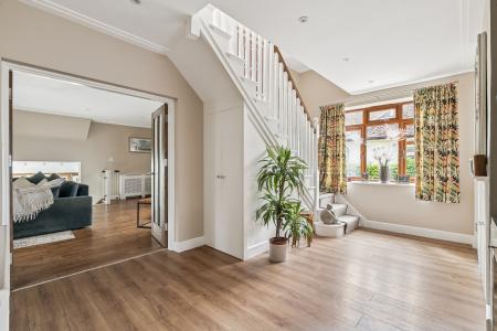 4 bedroom Detached house for sale in Codicote Road, Welwyn, AL6