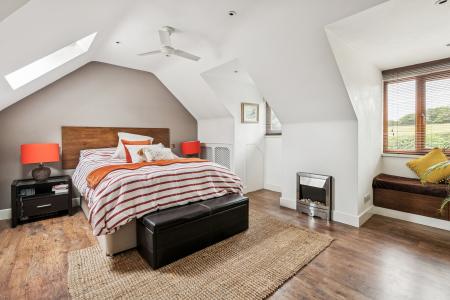 4 bedroom Detached house for sale in Codicote Road, Welwyn, AL6