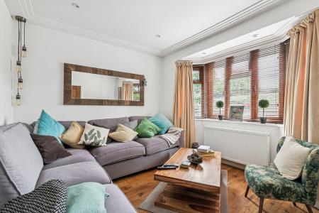 4 bedroom Detached house for sale in Codicote Road, Welwyn, AL6