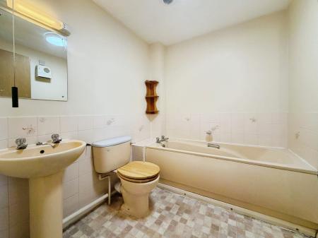 2 bedroom Terraced House to let in Page Close, Baldock, SG7