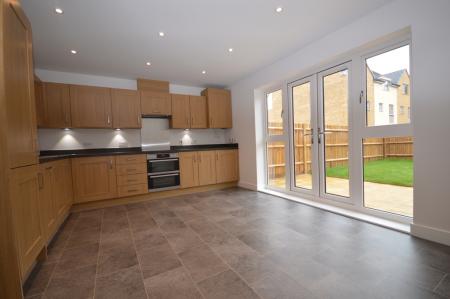 3 bedroom Semi-detached house to let in Brimstone Drive, Stevenage, SG1