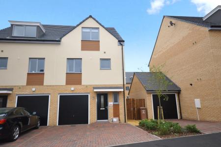 3 bedroom Semi-detached house to let in Brimstone Drive, Stevenage, SG1