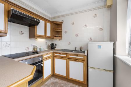 1 bedroom Flat for sale in Pond Court The Ridgeway, Codicote, SG4