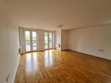 2 bedroom Flat to let in Stevenage Road, Hitchin, SG4