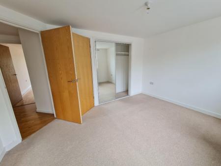 2 bedroom Flat to let in Stevenage Road, Hitchin, SG4