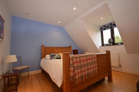 4 bedroom Semi-detached house to let in Aston Bury Lane, Aston, SG2