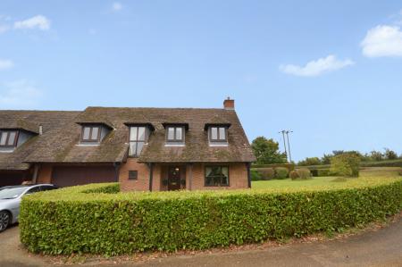 Aston Bury Lane, Aston, SG2