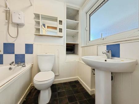 1 bedroom Flat to let in High Plash, Cuttys Lane, Stevenage, SG1