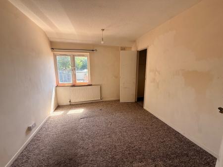 4 bedroom Semi-detached house for sale in The Dell, Stevenage, SG1