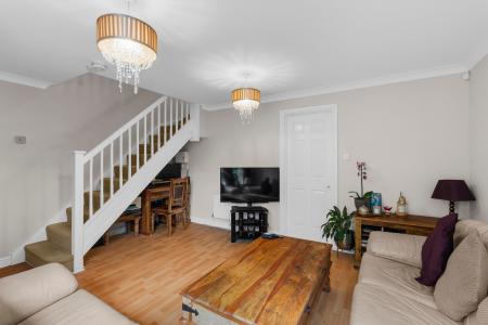 3 bedroom Semi-detached house for sale in Longcroft Gardens, Welwyn Garden City, AL8
