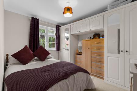 3 bedroom Semi-detached house for sale in Longcroft Gardens, Welwyn Garden City, AL8