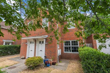 Longcroft Gardens, Welwyn Garden City, AL8