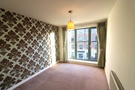 2 bedroom Flat to let in The Waterfront, Hertford, SG14