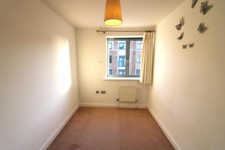 2 bedroom Flat to let in The Waterfront, Hertford, SG14