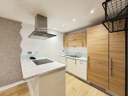 2 bedroom Flat to let in The Waterfront, Hertford, SG14