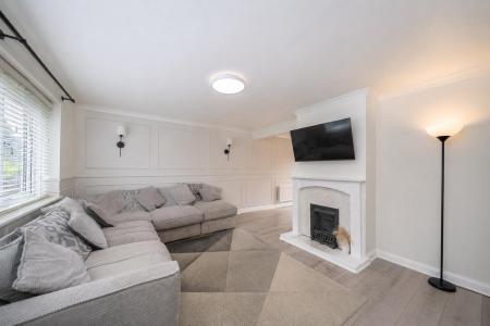 3 bedroom Terraced House for sale in Glebe Cottages, Hatfield, AL9
