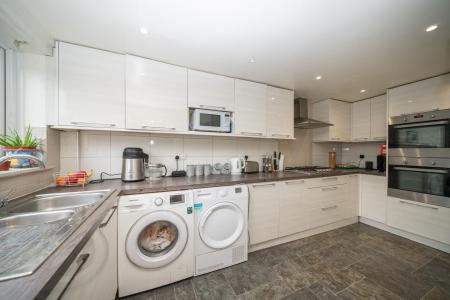 3 bedroom Terraced House for sale in Glebe Cottages, Hatfield, AL9