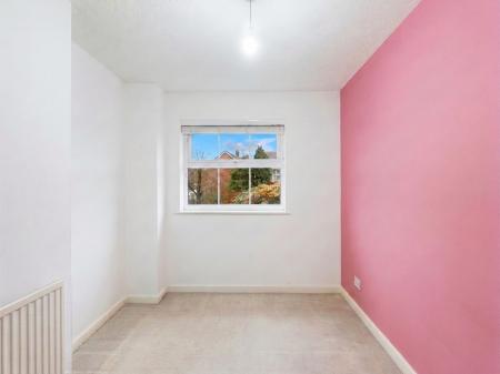 2 bedroom Terraced House to let in Wetherby Close, Stevenage, SG1
