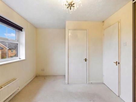 2 bedroom Terraced House to let in Wetherby Close, Stevenage, SG1