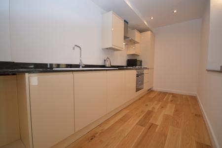 2 bedroom Flat to let in Clock House Gardens, Welwyn, AL6