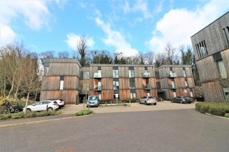 Clock House Gardens, Welwyn, AL6