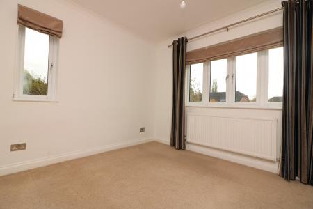 3 bedroom End of terrace house to let in Fordwich Road, Welwyn Garden City, AL8
