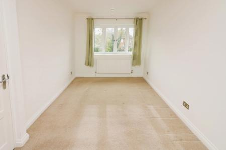 3 bedroom End of terrace house to let in Fordwich Road, Welwyn Garden City, AL8