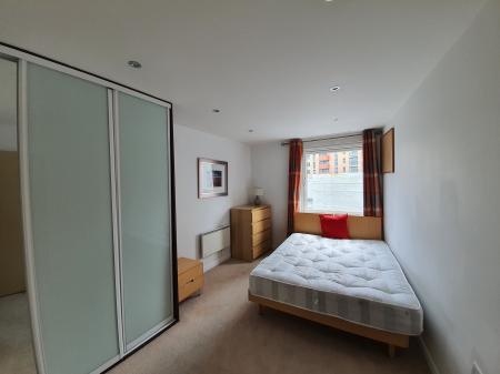 2 bedroom Flat to let in The Blenheim Centre, Hounslow, TW3