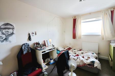 2 bedroom Flat to let in Clarkson Court, Hatfield, AL10