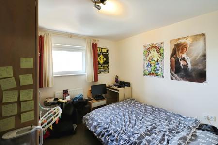 2 bedroom Flat to let in Clarkson Court, Hatfield, AL10