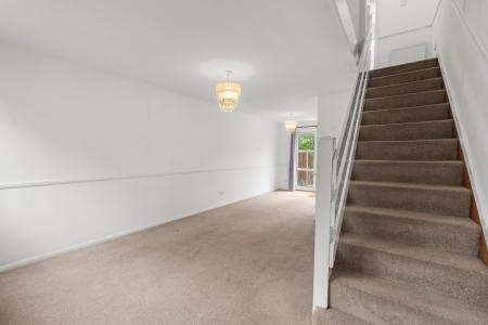 2 bedroom Terraced House for sale in Walnut Tree Close, Stevenage, SG2
