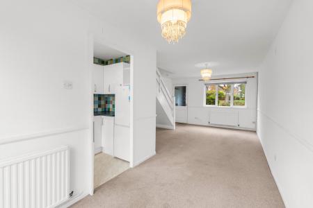 2 bedroom Terraced House for sale in Walnut Tree Close, Stevenage, SG2