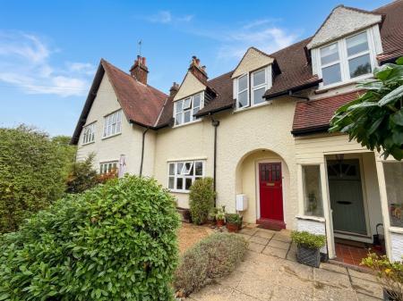 3 bedroom Terraced House to let in Ridge Road, Letchworth, SG6