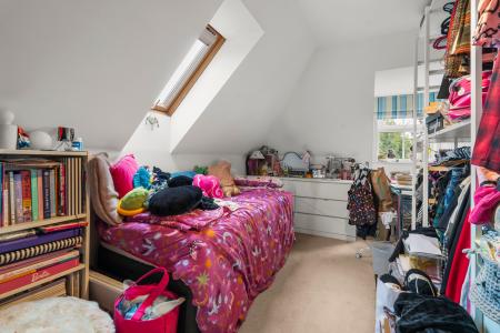 2 bedroom Flat for sale in Church Street, Welwyn, AL6