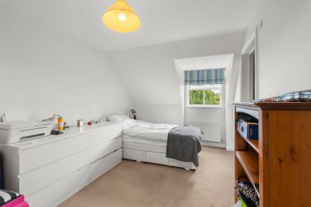 2 bedroom Flat for sale in Church Street, Welwyn, AL6