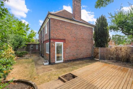 4 bedroom Detached house for sale in Attimore Road, Welwyn Garden City, AL8