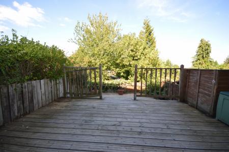 3 bedroom Terraced House to let in Wadnall Way, Knebworth, SG3