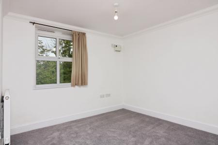 2 bedroom Flat to let in Ashcroft, Primett Road, Stevenage, SG1