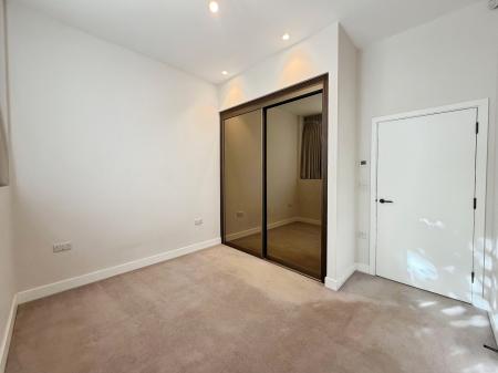 2 bedroom Flat to let in Broadwater Rd, Welwyn Garden City, AL7